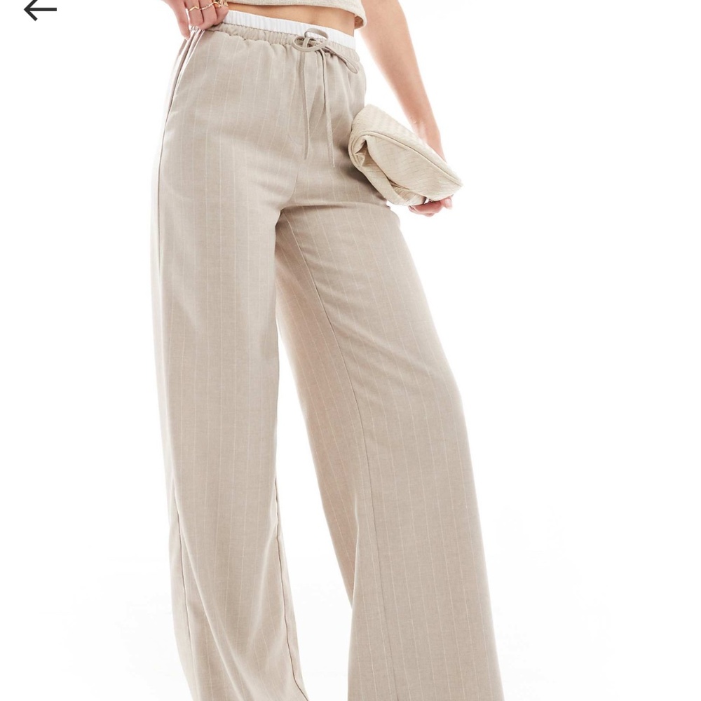 ASOS DESIGN Tall tailored wide leg trousers with contrast waistband in taupe str
